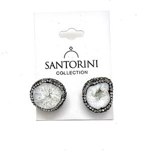 Santorini Collection ear rings are made with natural stones and crystals